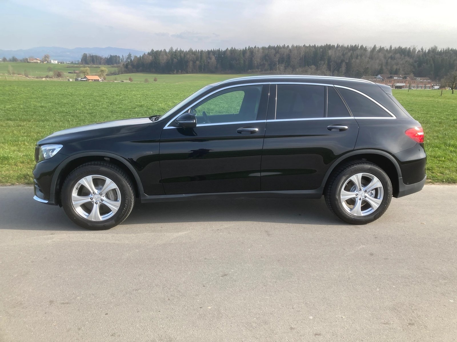 MERCEDES-BENZ GLC 350 e AMG Line 4Matic 7G-Tronic, Hybride Rechargeable Essence/Électricité, Occasion / Utilisé, Automatique - 5