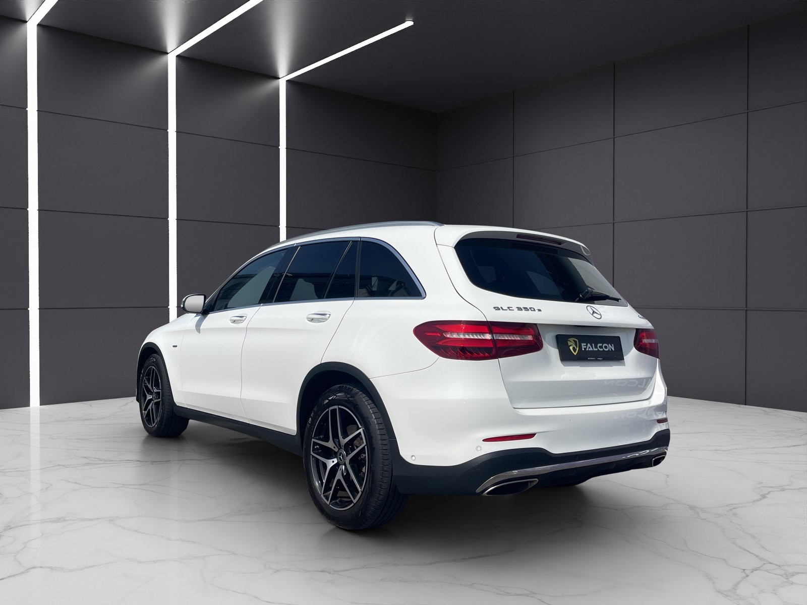 MERCEDES-BENZ GLC 350 e AMG Line 4Matic 7G-Tronic, Plug-in-Hybrid Benzin/Elektro, Occasion / Gebraucht, Automatik - 6