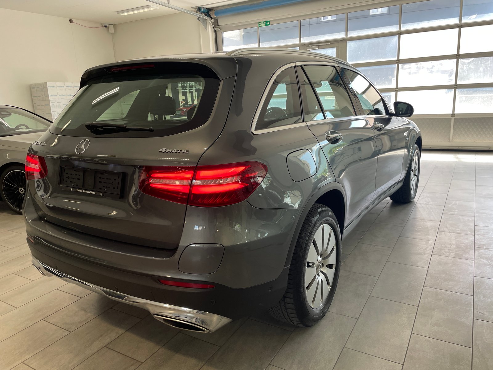 MERCEDES-BENZ GLC 350 e Exclusive 4Matic 7G-Tronic, Plug-in-Hybrid Petrol/Electric, Second hand / Used, Automatic - 6