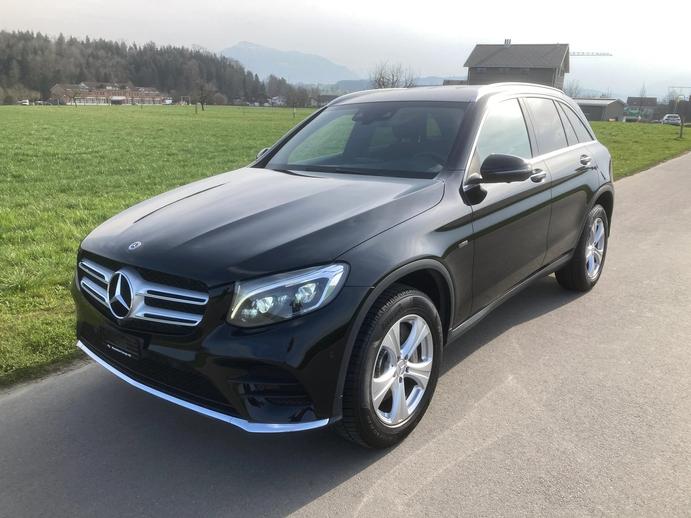 MERCEDES-BENZ GLC 350 e AMG Line 4Matic 7G-Tronic, Plug-in-Hybrid Benzin/Elektro, Occasion / Gebraucht, Automatik