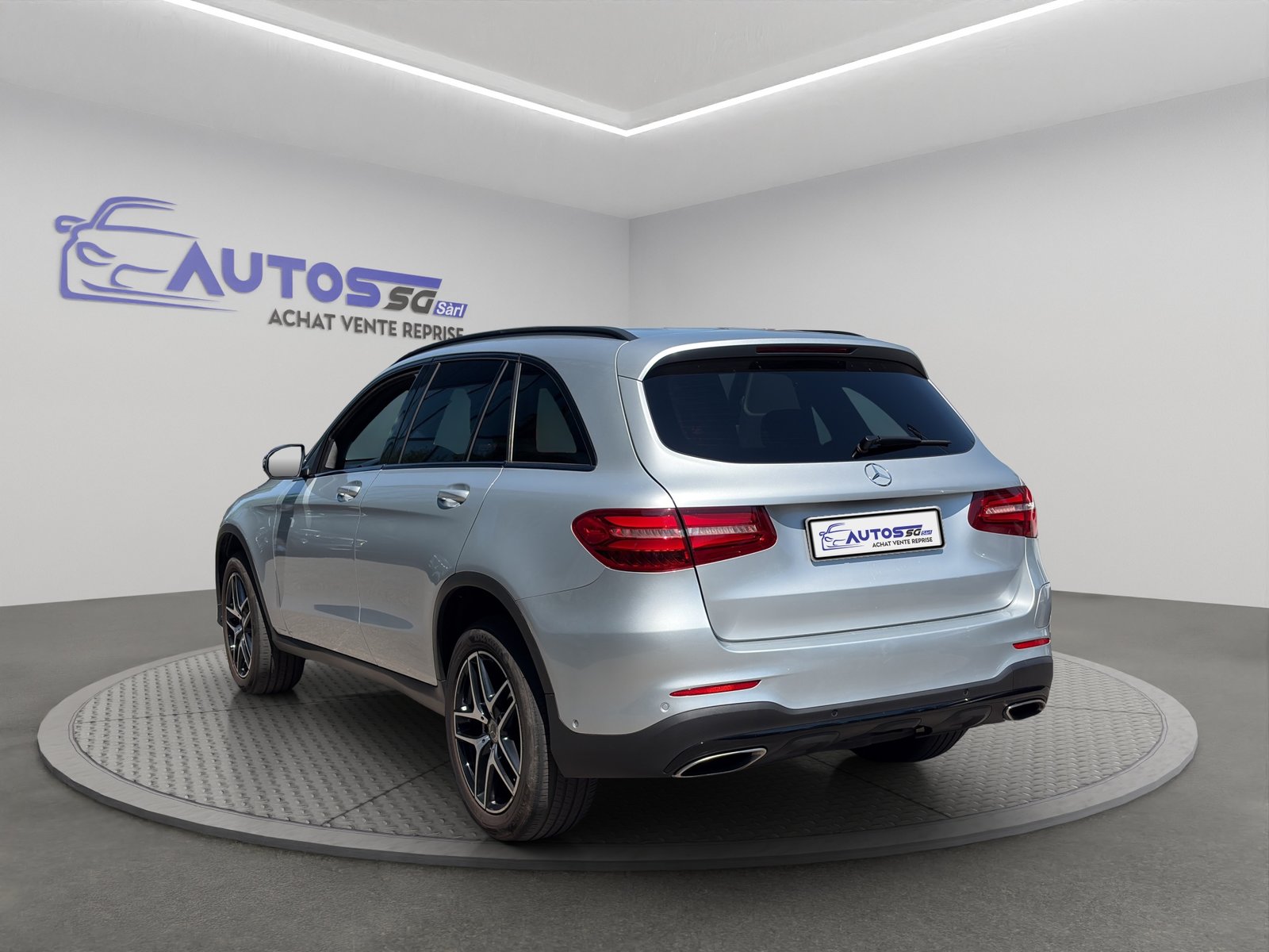 MERCEDES-BENZ GLC 350 e AMG Line 4Matic 7G-Tronic, Plug-in-Hybrid Benzin/Elektro, Occasion / Gebraucht, Automatik - 6
