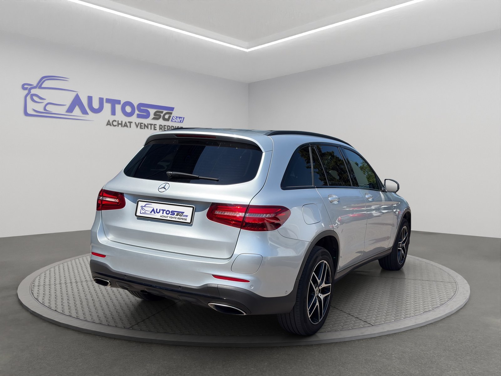 MERCEDES-BENZ GLC 350 e AMG Line 4Matic 7G-Tronic, Plug-in-Hybrid Benzin/Elektro, Occasion / Gebraucht, Automatik - 7