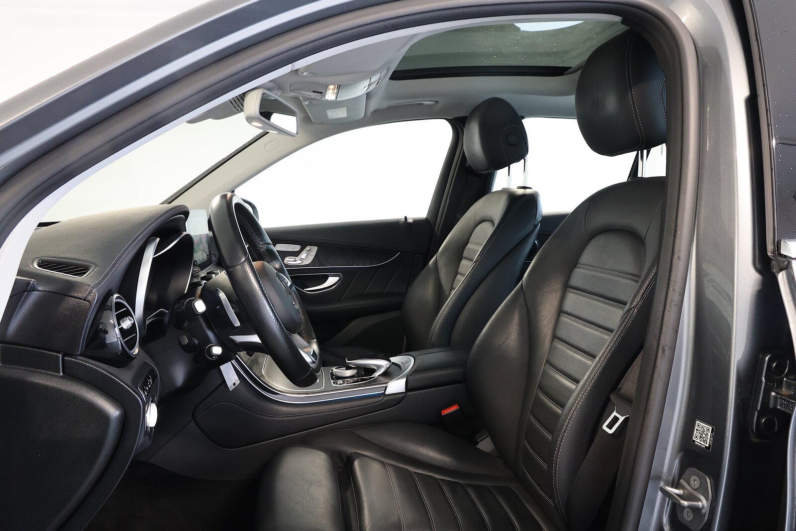 MERCEDES-BENZ GLC 350 e AMG Line 4m, Plug-in-Hybrid Petrol/Electric, Second hand / Used, Automatic - 7