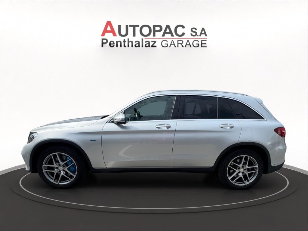 MERCEDES-BENZ GLC 350 e AMG Line 4m, Plug-in-Hybrid Benzin/Elektro, Occasion / Gebraucht, Automatik - 3