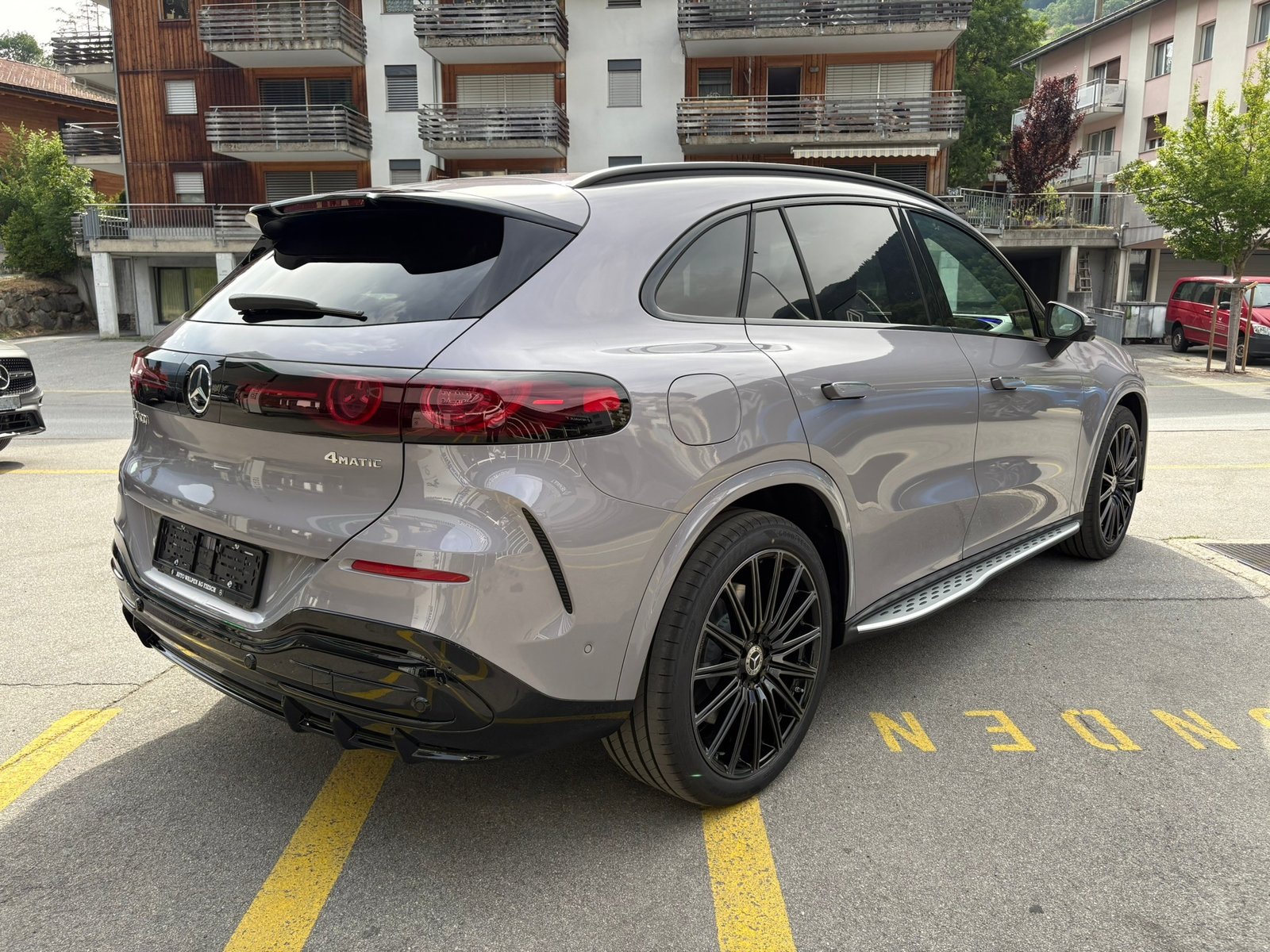 MERCEDES-BENZ GLC 400 4MATIC 94 kWh EQ, Electric, Ex-demonstrator, Automatic - 5
