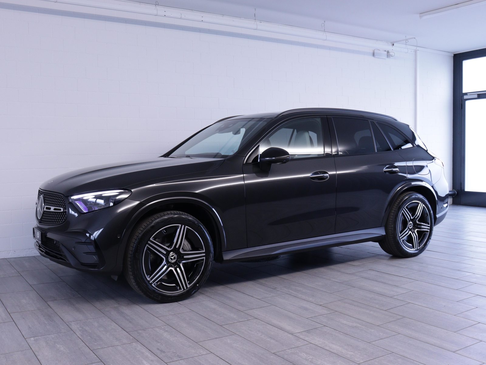 MERCEDES-BENZ GLC 400 e EQ Star AMG Line 4matic, Plug-in-Hybrid Benzina/Elettrica, Auto nuove, Automatico - 2