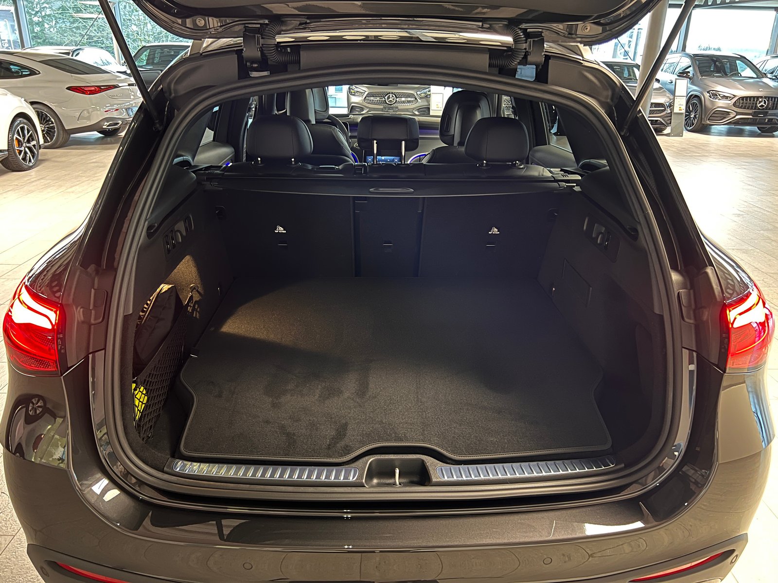 MERCEDES-BENZ GLC 400 e 4Matic EQ Star 9G-Tronic, Hybride Rechargeable Essence/Électricité, Voiture nouvelle, Automatique - 7