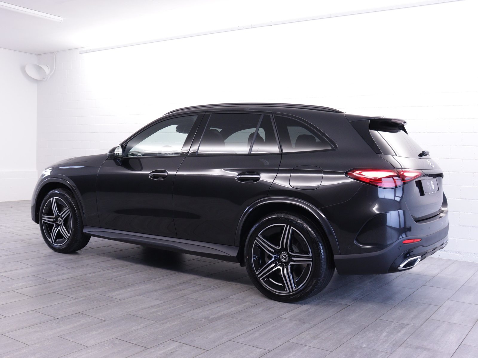 MERCEDES-BENZ GLC 400 e EQ Star AMG Line 4matic, Plug-in-Hybrid Petrol/Electric, New car, Automatic - 3