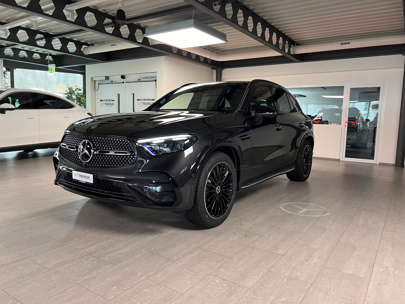 MERCEDES-BENZ GLC 400 e 4Matic EQ Star 9G-Tronic, Hybride Rechargeable Essence/Électricité, Voiture nouvelle, Automatique - 4