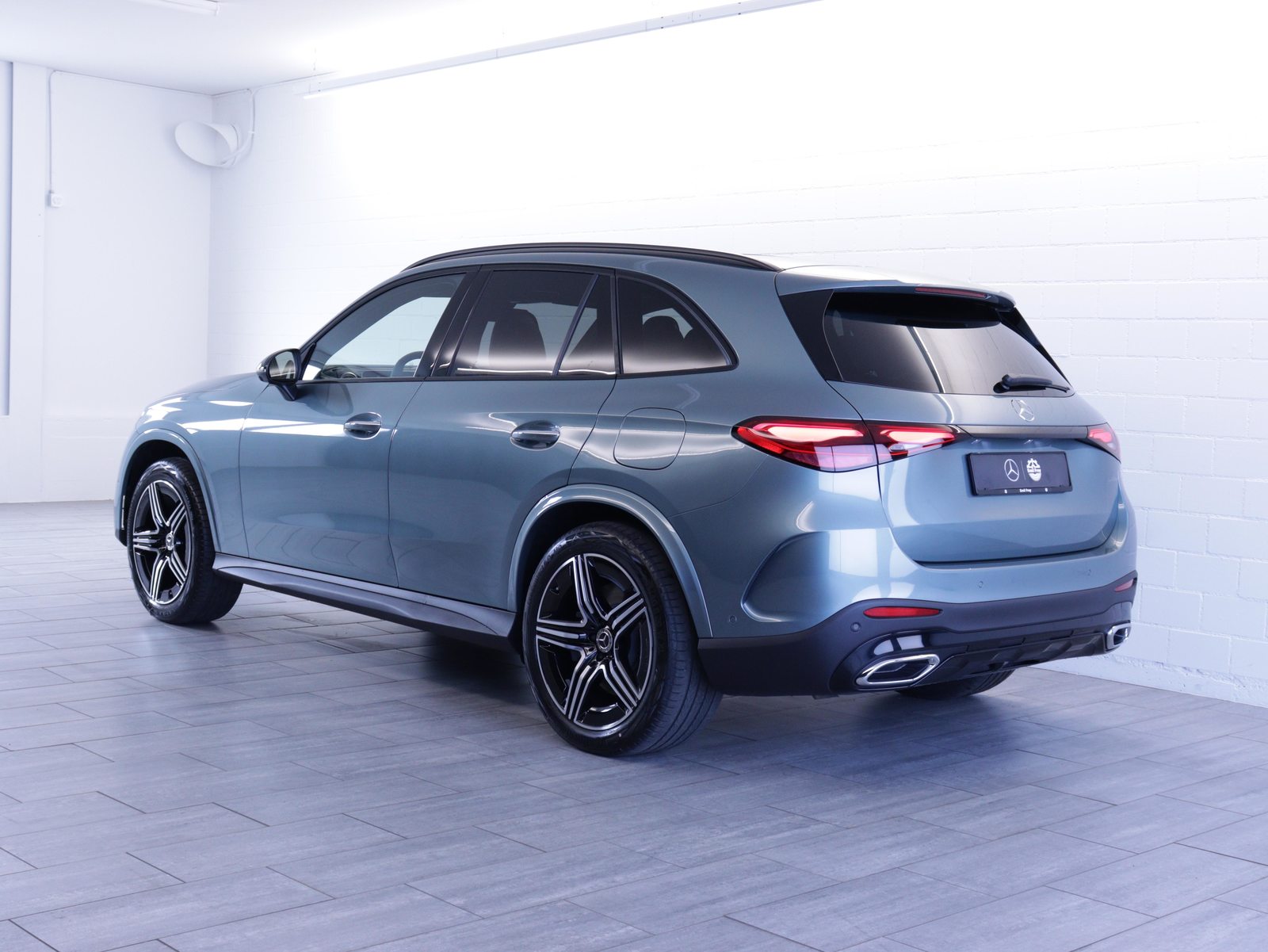MERCEDES-BENZ GLC 400 e EQ Star AMG Line 4matic, Plug-in-Hybrid Benzina/Elettrica, Auto nuove, Automatico - 4