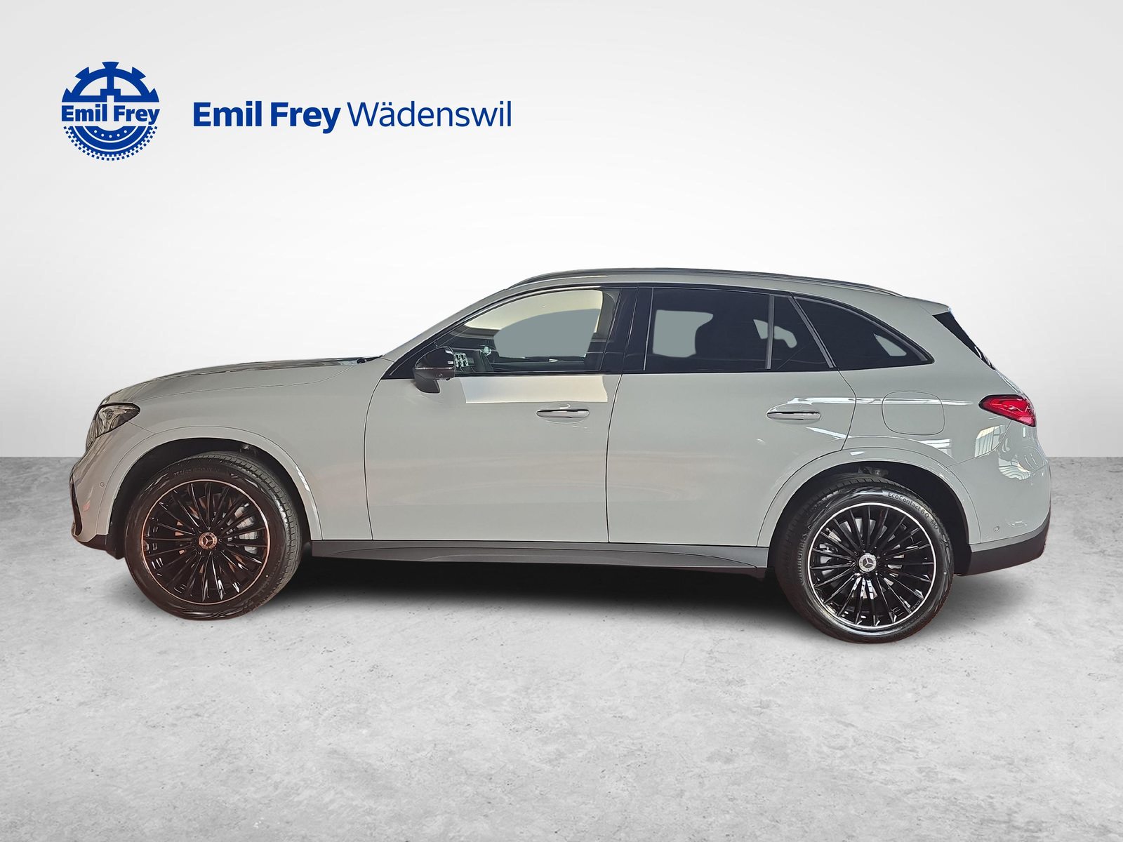 MERCEDES-BENZ GLC 400 e 4MATIC EQ Star AMG Line, Plug-in-Hybrid Benzina/Elettrica, Auto nuove, Automatico - 2