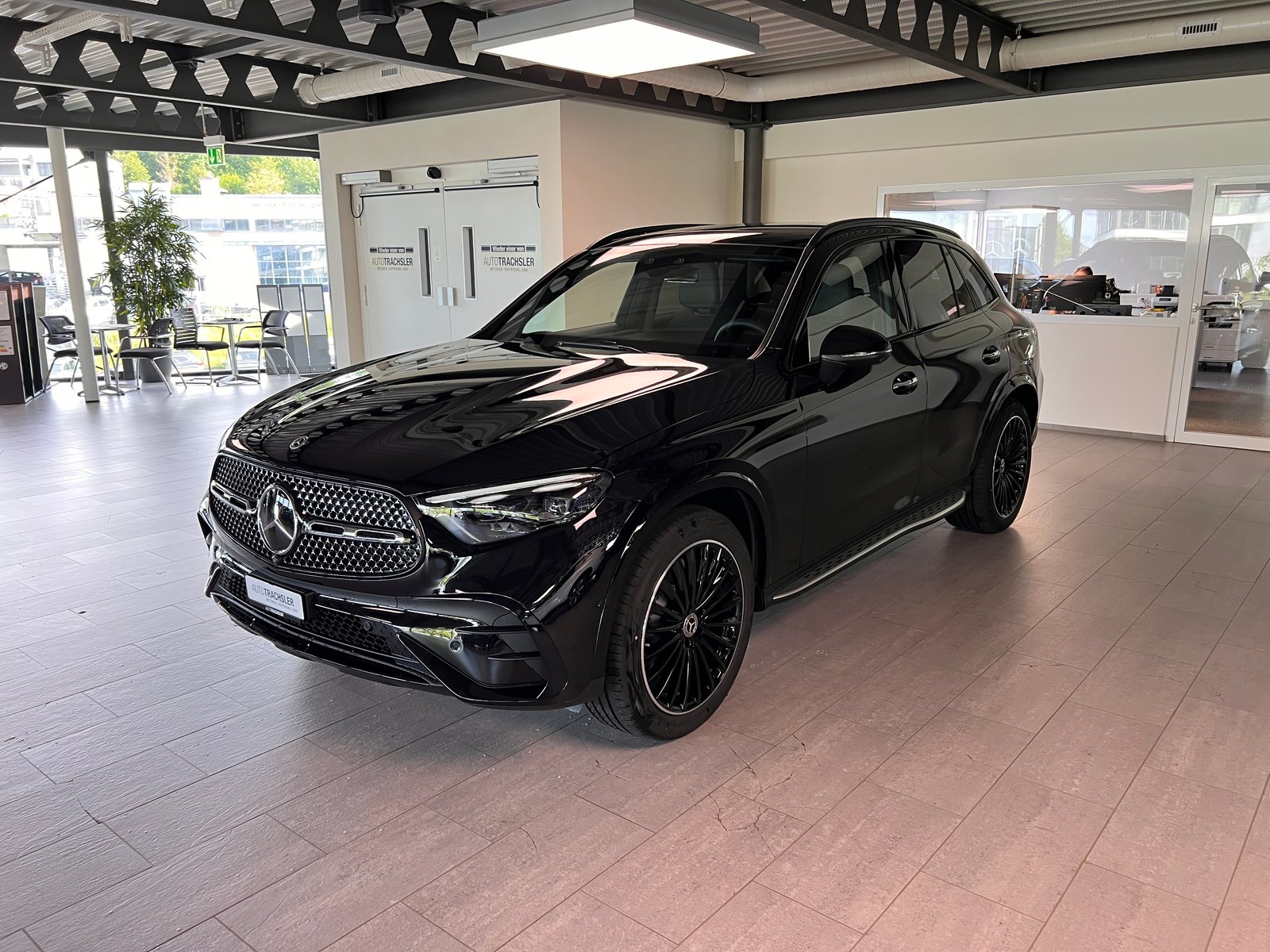 MERCEDES-BENZ GLC 400 e EQ Star AMG Line 4matic, Hybride Rechargeable Essence/Électricité, Voiture nouvelle, Automatique - 4