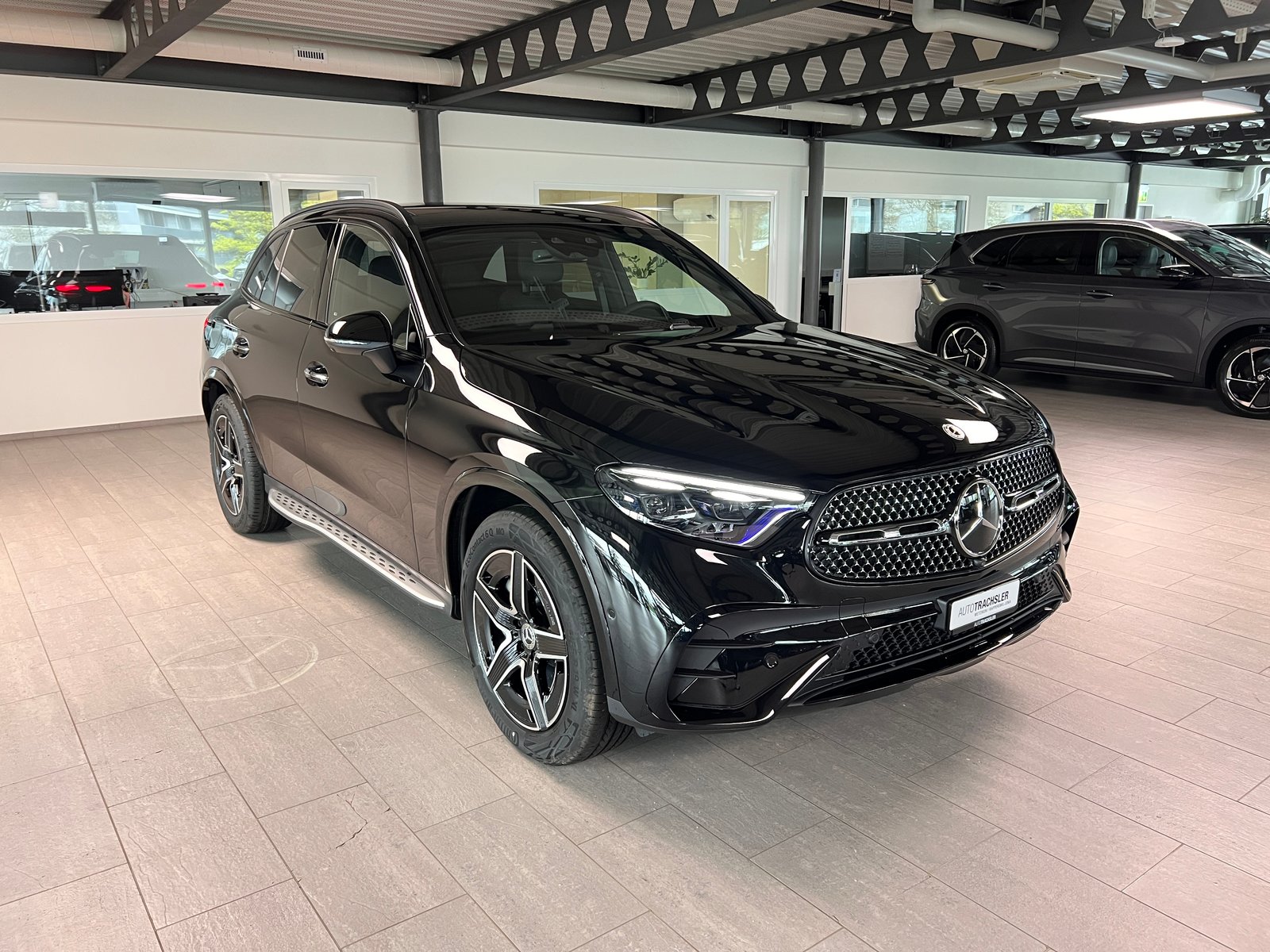 MERCEDES-BENZ GLC 400 e 4Matic EQ Star 9G-Tronic, Plug-in-Hybrid Benzina/Elettrica, Auto nuove, Automatico - 3