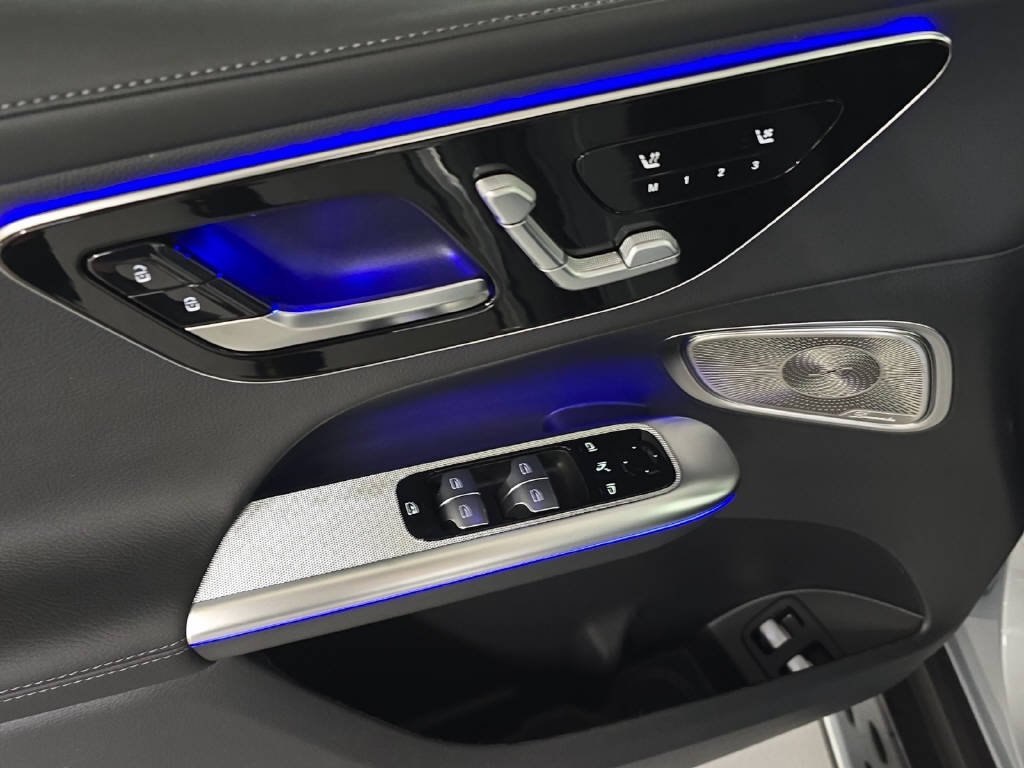 MERCEDES-BENZ GLC 400 e AMG Line 4Matic EQ Star, Plug-in-Hybrid Benzin/Elektro, Neuwagen, Automatik - 6