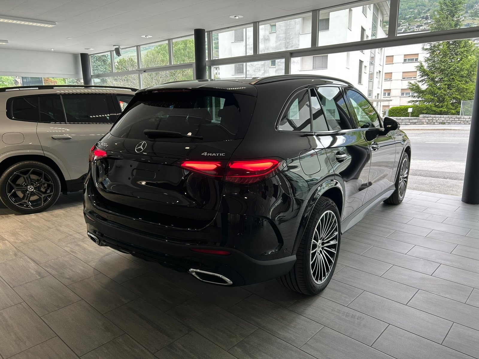 MERCEDES-BENZ GLC 400 e 4Matic EQ Star 9G-Tronic, Plug-in-Hybrid Benzin/Elektro, Neuwagen, Automatik - 4