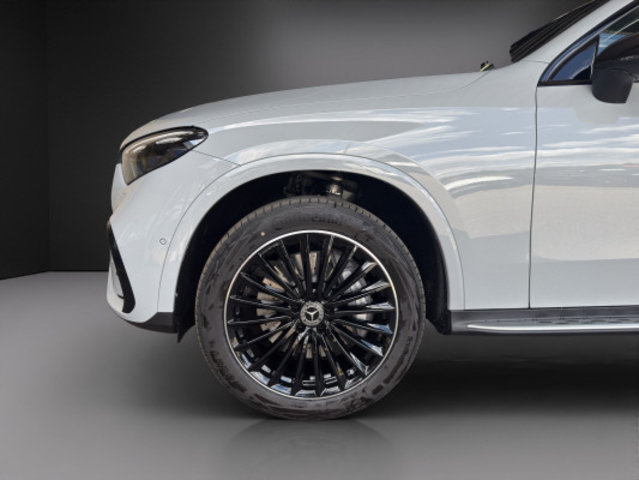 MERCEDES-BENZ GLC 400 e 4M 9G-Tronic, Plug-in-Hybrid Benzina/Elettrica, Auto nuove, Automatico - 5