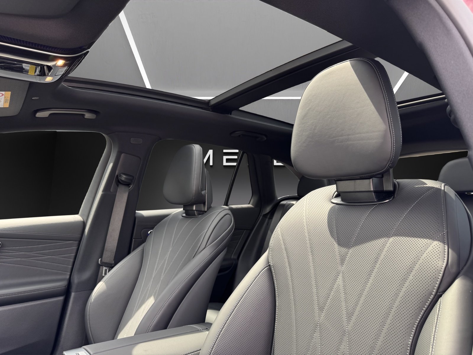 MERCEDES-BENZ GLC 400 e 4MATIC with EQ-Star Hybrid, Hybride Rechargeable Essence/Électricité, Voiture nouvelle, Automatique - 5