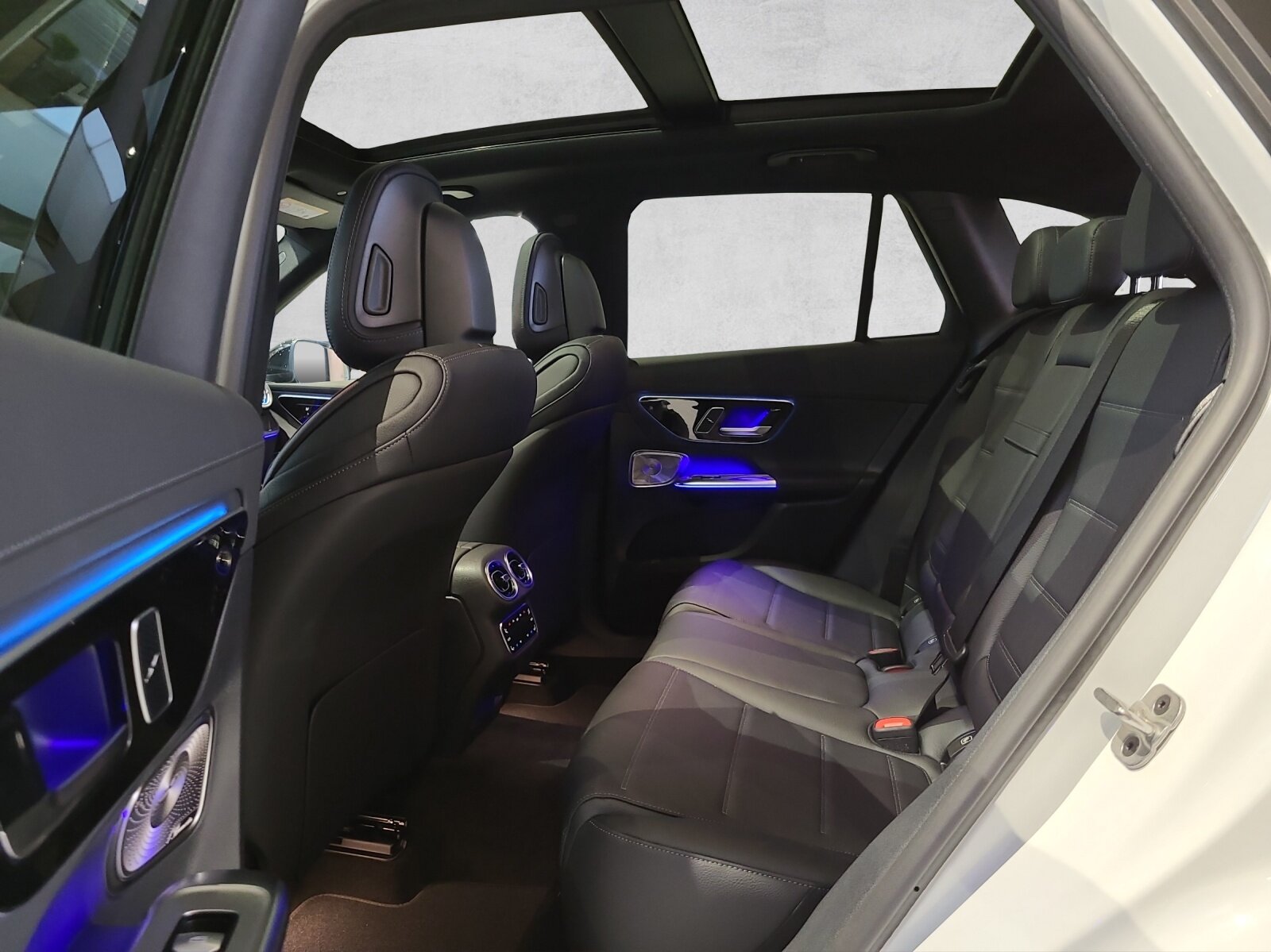 MERCEDES-BENZ GLC 400 e AMG 4M EQ-Star  X254, Hybride Rechargeable Essence/Électricité, Voiture nouvelle, Automatique - 3