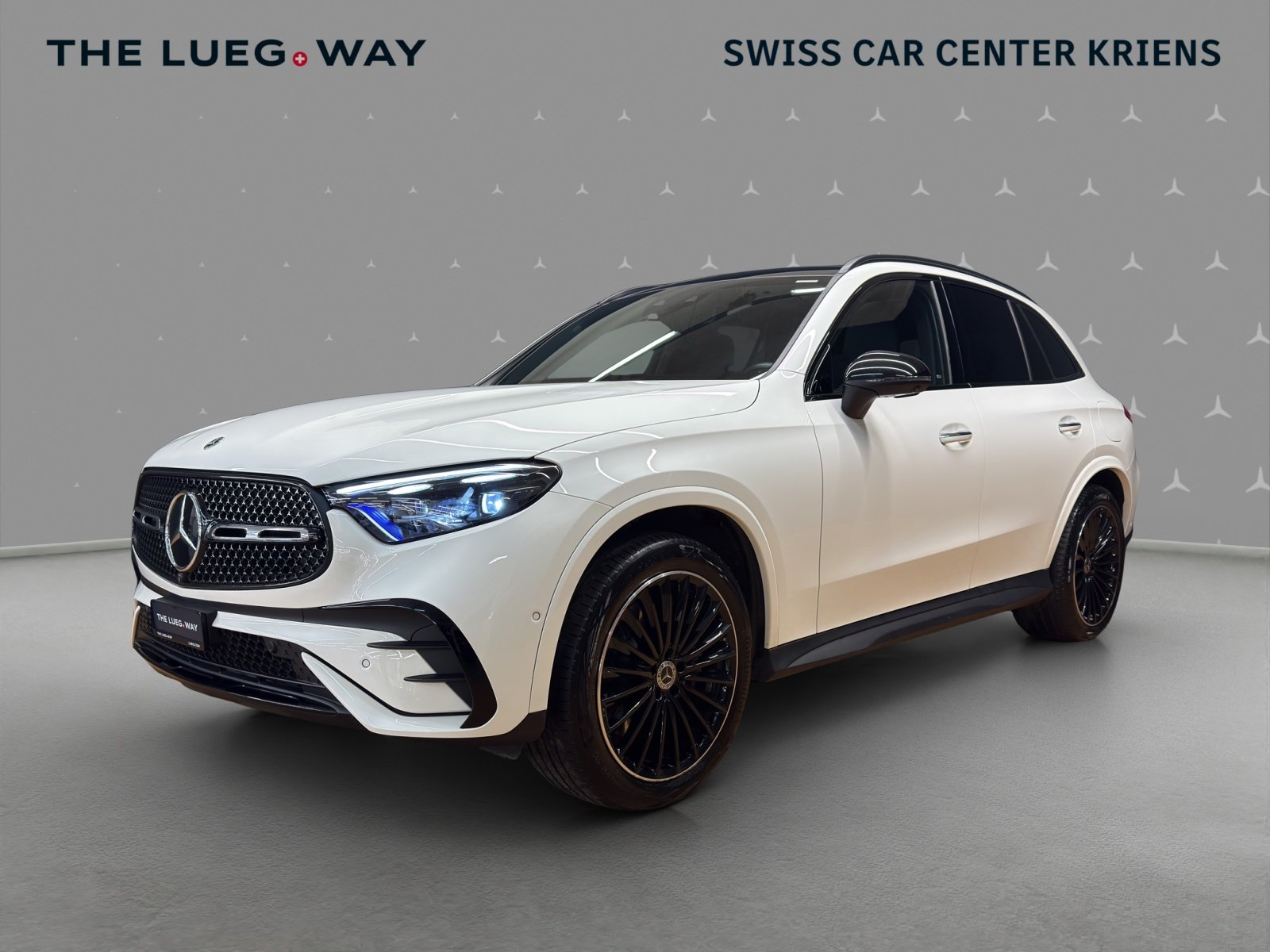 MERCEDES-BENZ GLC 400 e 4M - AMG / DISTRONIC / 360 Grad Kame