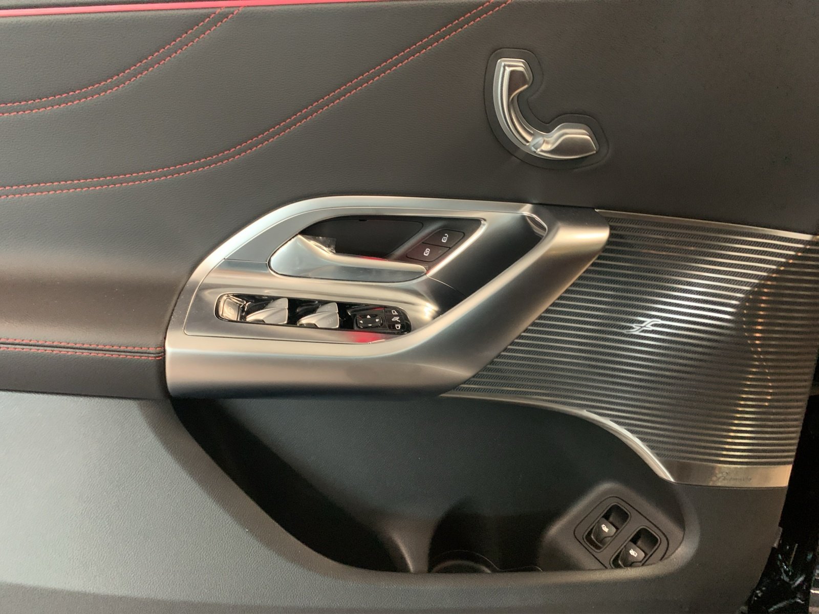 MERCEDES-BENZ GLC 400 EQ 4MATIC 94kWh, Elektro, Vorführwagen, Automatik - 6