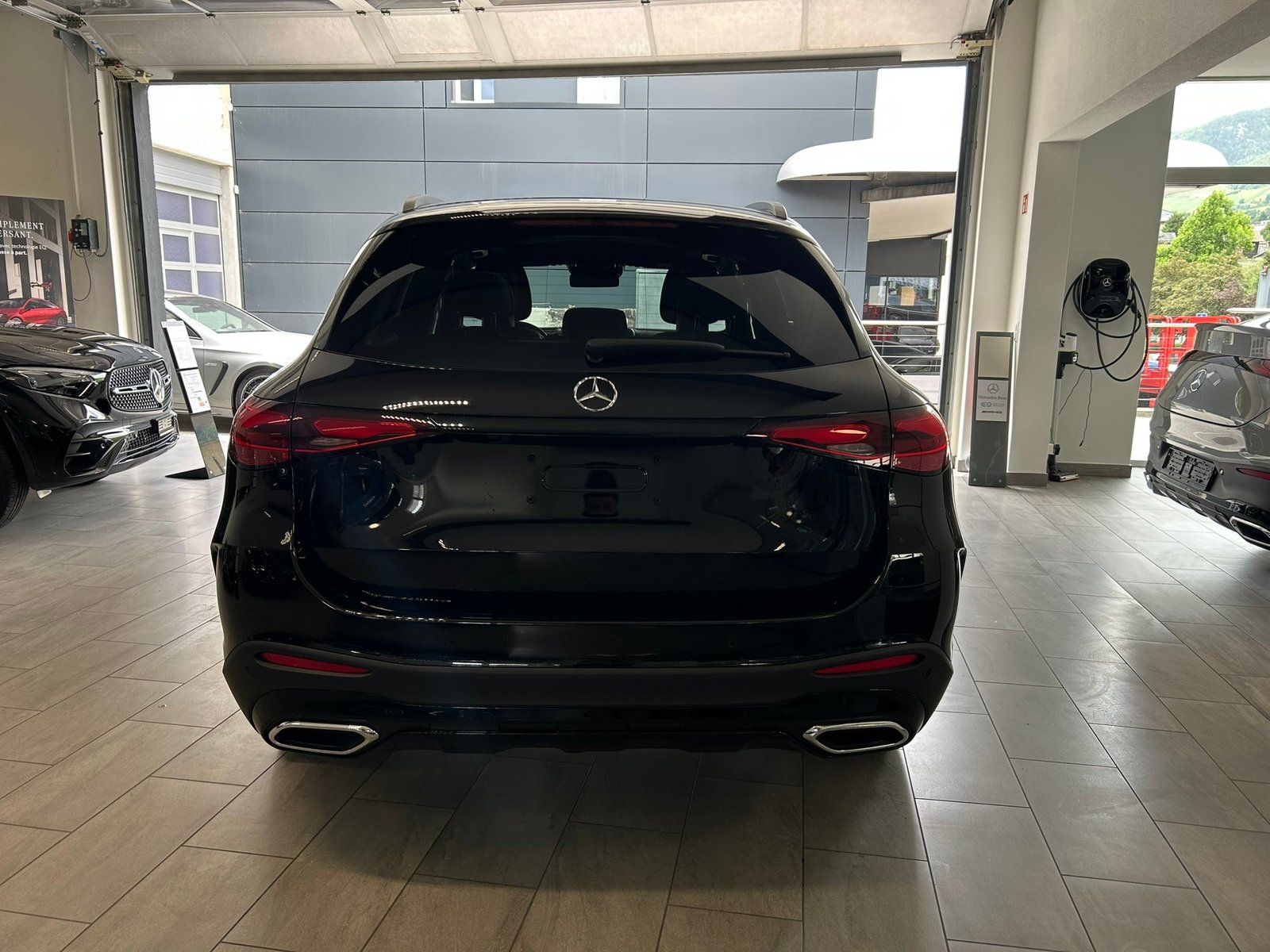 MERCEDES-BENZ GLC 400 e 4Matic AMG Line EQ Star 9G-Tronic, Plug-in-Hybrid Petrol/Electric, Ex-demonstrator, Automatic - 5