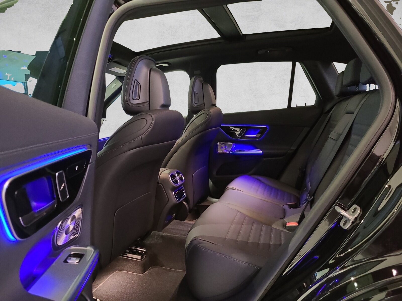 MERCEDES-BENZ GLC 400 e 4M AMG EQ Star X254, Hybride Rechargeable Essence/Électricité, Voiture de démonstration, Automatique - 3
