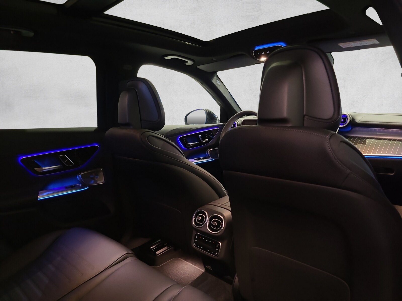 MERCEDES-BENZ GLC 400 e 4M AMG EQ Star X254, Hybride Rechargeable Essence/Électricité, Voiture de démonstration, Automatique - 7