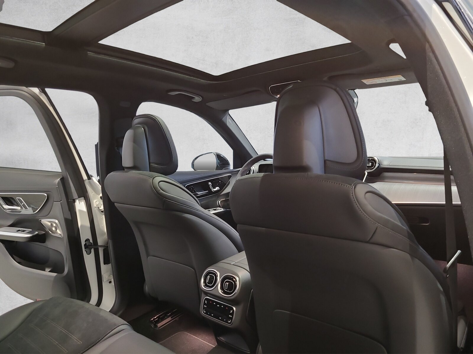 MERCEDES-BENZ GLC 400 e 4M AMG EQ Star, Hybride Rechargeable Essence/Électricité, Voiture de démonstration, Automatique - 7