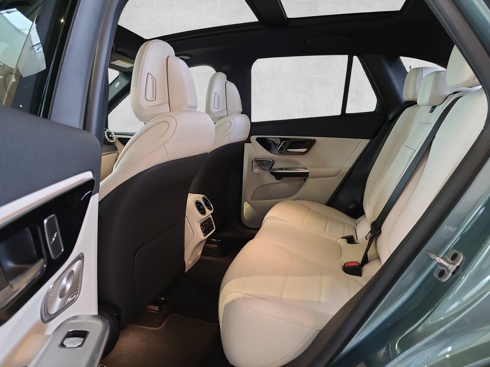 MERCEDES-BENZ GLC 400 e 4M 9G-Tronic, Hybride Integrale Benzina/Elettrica, Auto dimostrativa, Automatico - 3