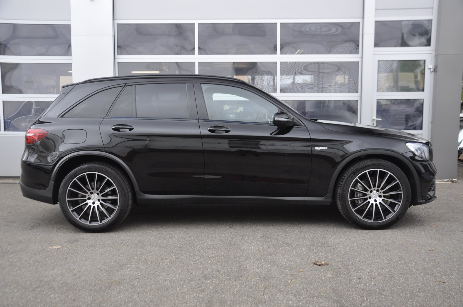 MERCEDES-BENZ GLC 43 AMG 4Matic 9G-Tronic, Benzin, Occasion / Gebraucht, Automatik - 2