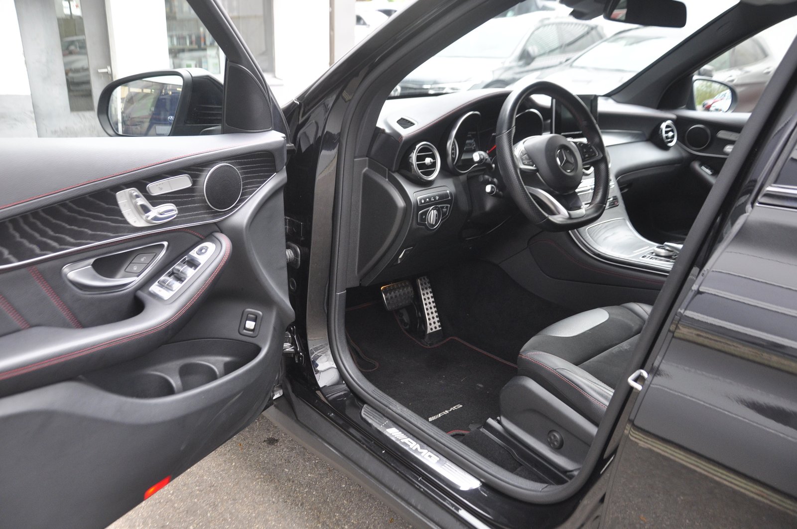 MERCEDES-BENZ GLC 43 AMG 4Matic 9G-Tronic, Benzin, Occasion / Gebraucht, Automatik - 4