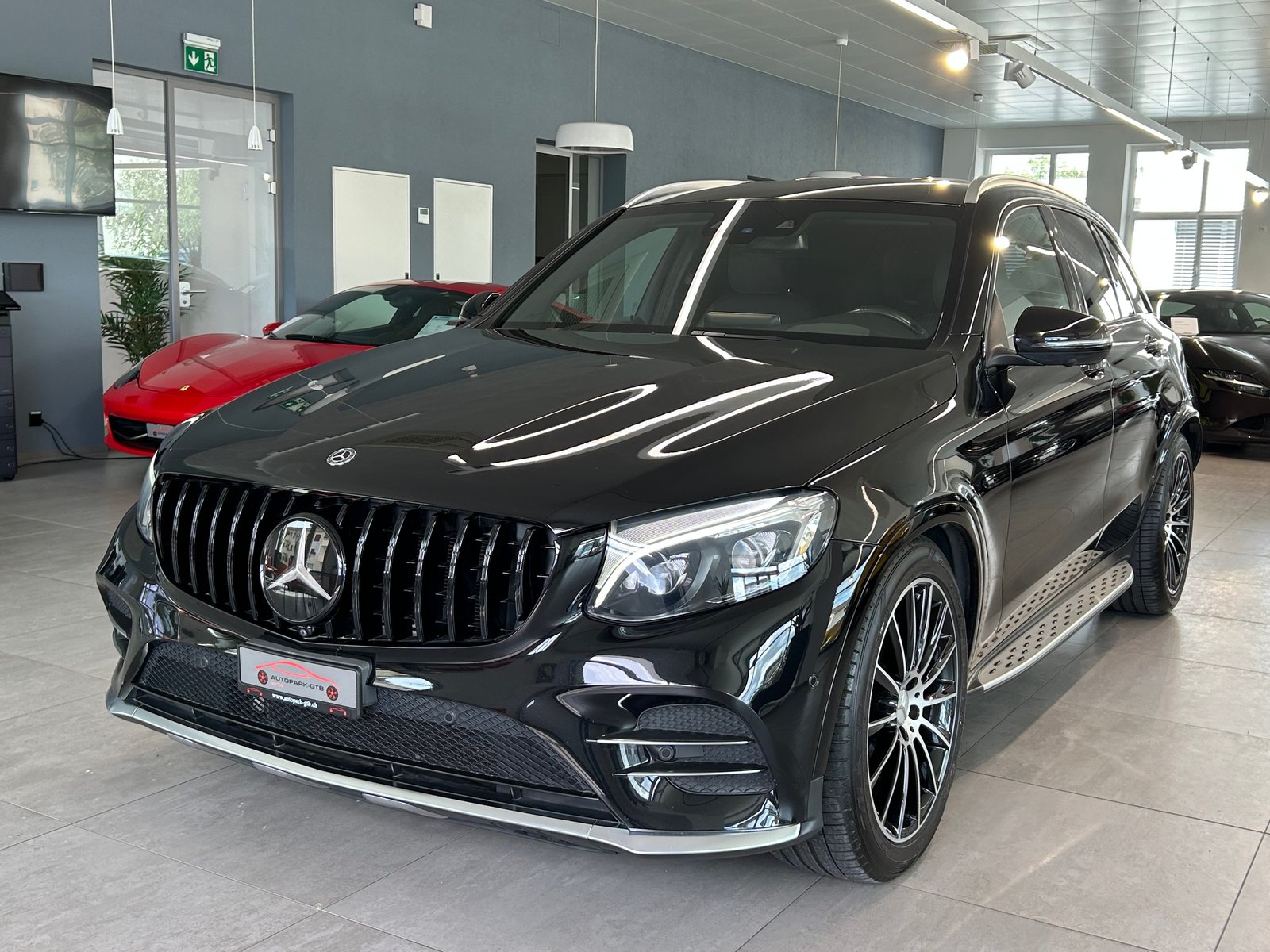 MERCEDES-BENZ GLC 43 AMG 4Matic 9G-Tronic