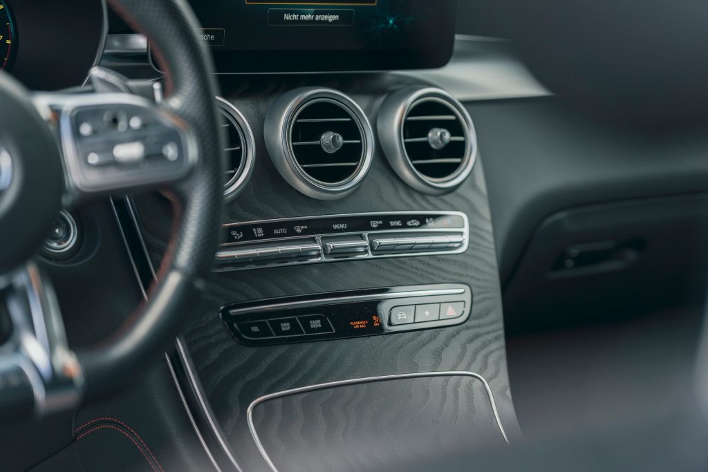 MERCEDES-BENZ GLC 43 AMG GLC-Klasse X253 GLC 43 AMG 4m, Benzin, Occasion / Gebraucht, Automatik - 7