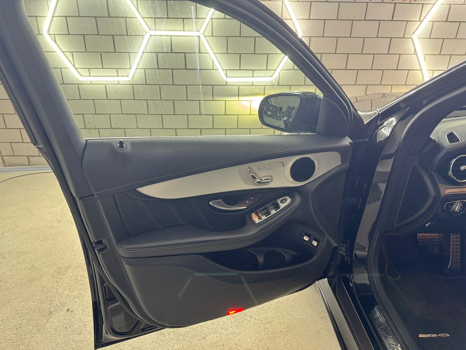 MERCEDES-BENZ GLC 63 S AMG 4Matic 9G-Tronic, Essence, Occasion / Utilisé, Automatique - 5