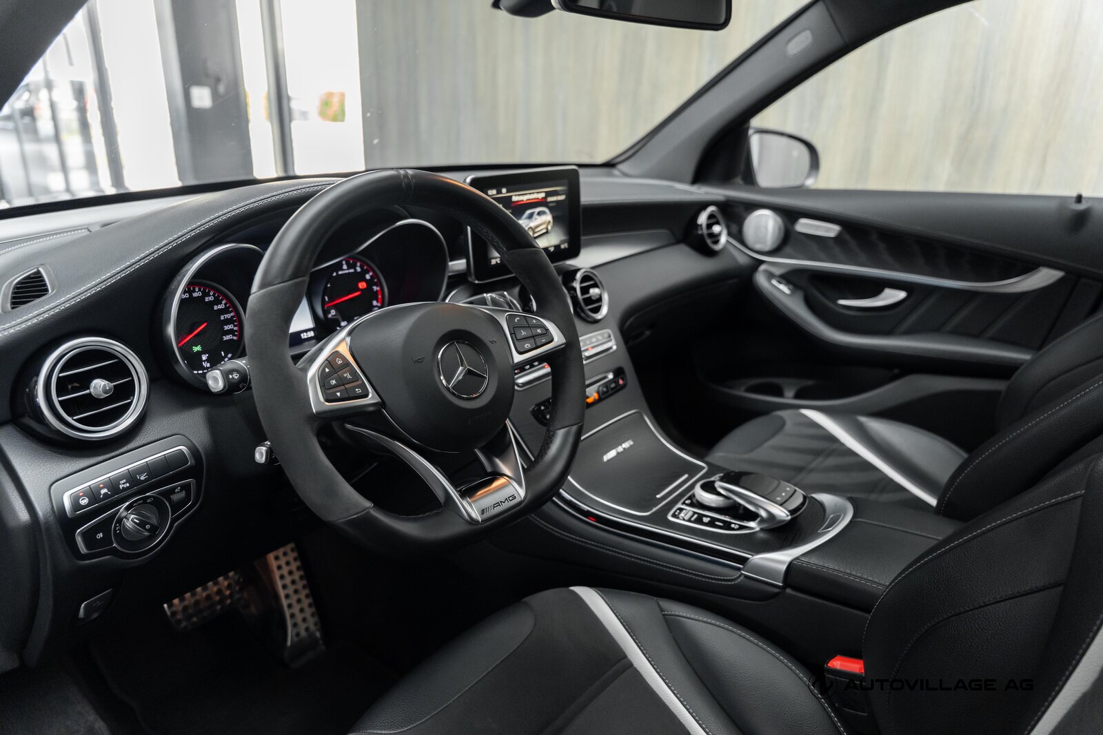MERCEDES-BENZ GLC 63 S AMG 4Matic+ 9G-Tronic, Benzin, Occasion / Gebraucht, Automatik - 4