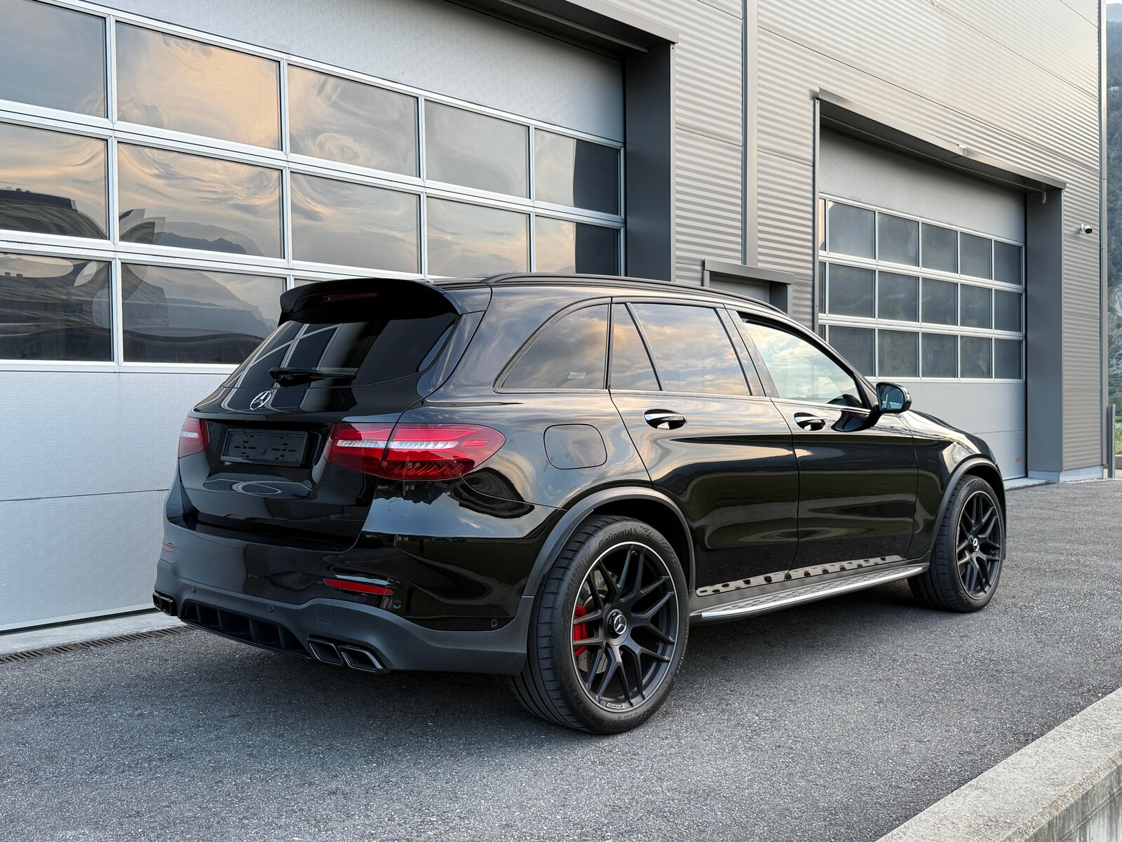 MERCEDES-BENZ GLC 63 S AMG 4Matic+ 9G-Tronic, Benzin, Occasion / Gebraucht, Automatik - 3