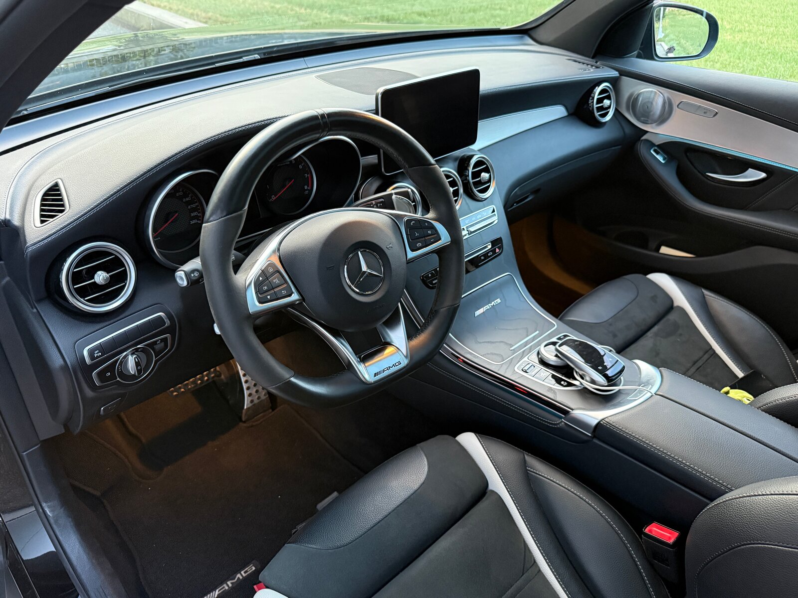 MERCEDES-BENZ GLC 63 S AMG 4Matic+ 9G-Tronic, Benzin, Occasion / Gebraucht, Automatik - 7