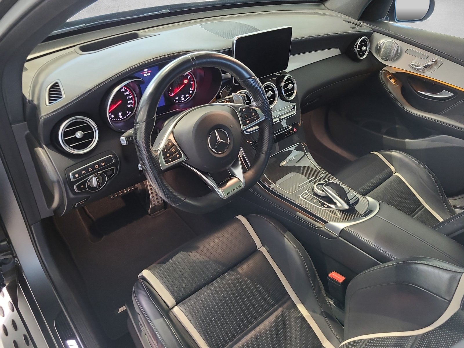 MERCEDES-BENZ GLC 63 S AMG 4Matic+, Petrol, Second hand / Used, Automatic - 7