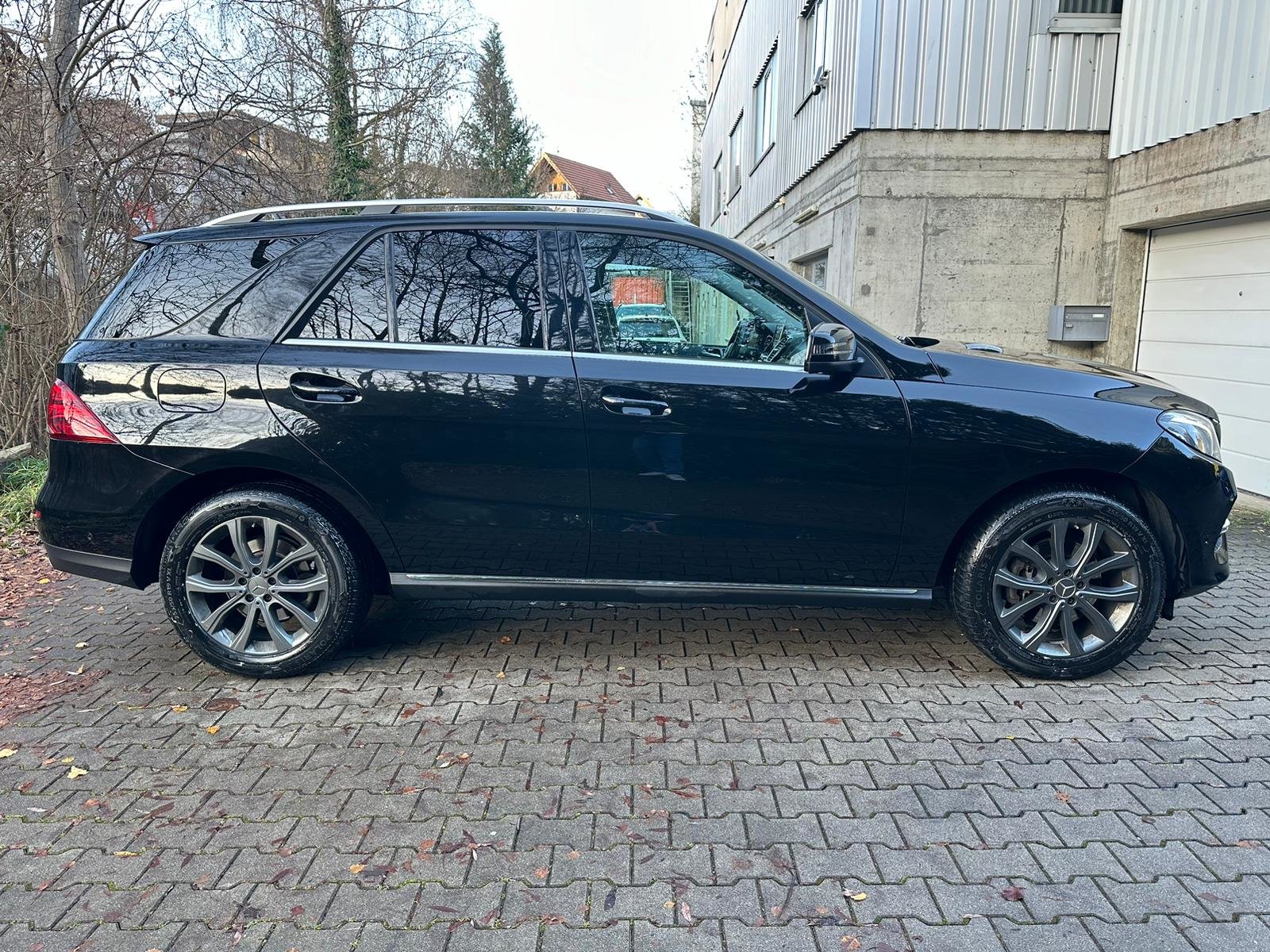 MERCEDES-BENZ GLE 250 d Executive 4Matic 9G-Tronic, Diesel, Occasion / Gebraucht, Automatik - 6