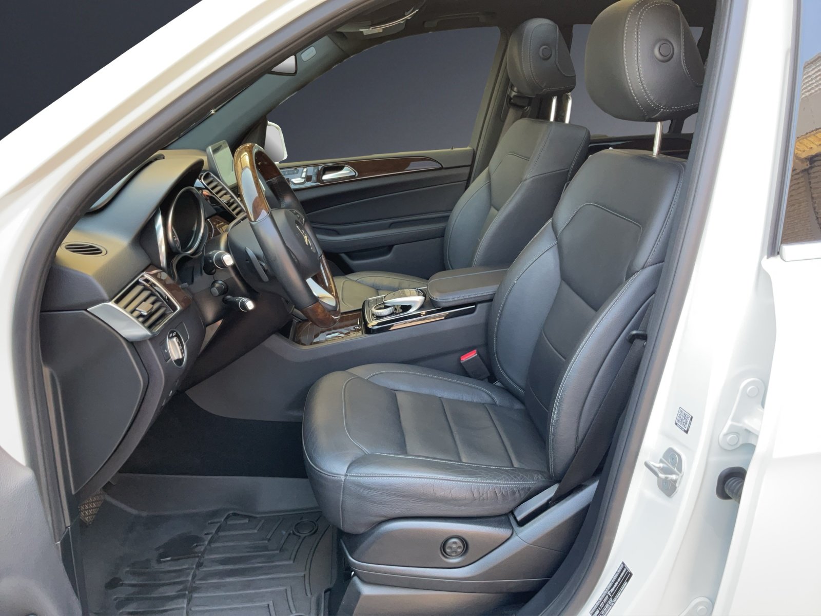 MERCEDES-BENZ GLE 250 d Executive 4M, Diesel, Vorführwagen, Automatik - 7