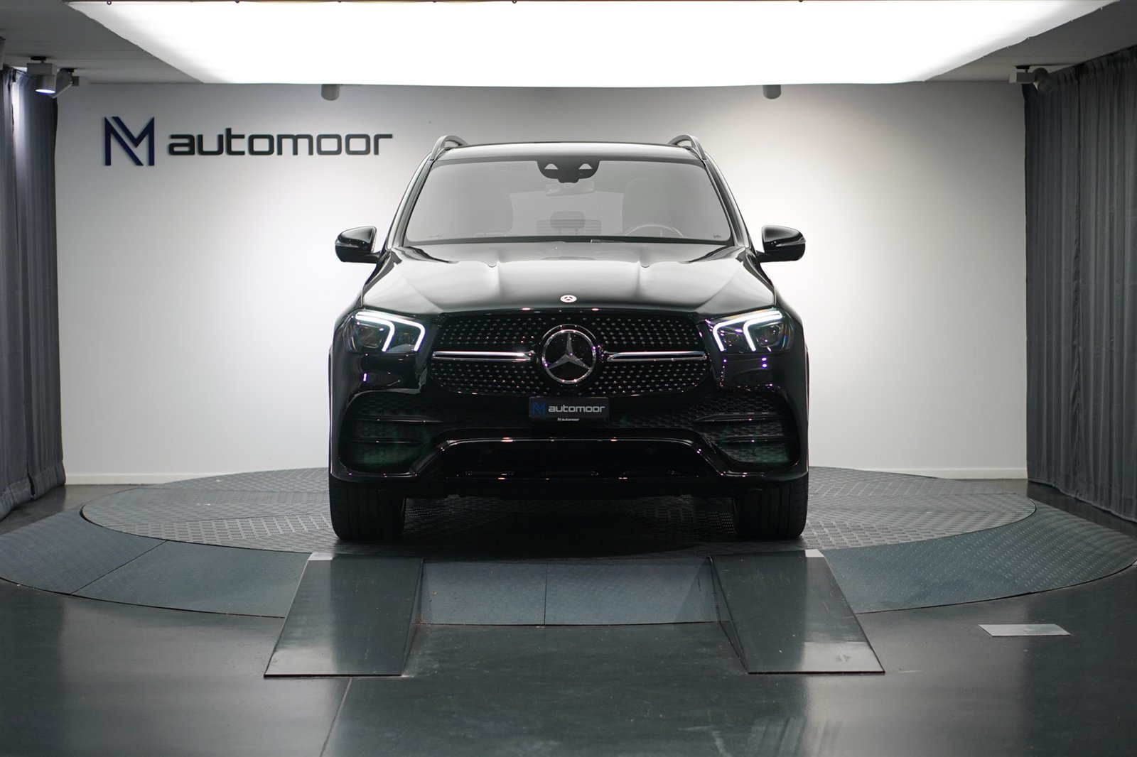 MERCEDES-BENZ GLE 300 d 4Matic AMG Line 9G-Tronic *AHK* *Luf, Diesel, Occasion / Gebraucht, Automatik - 3