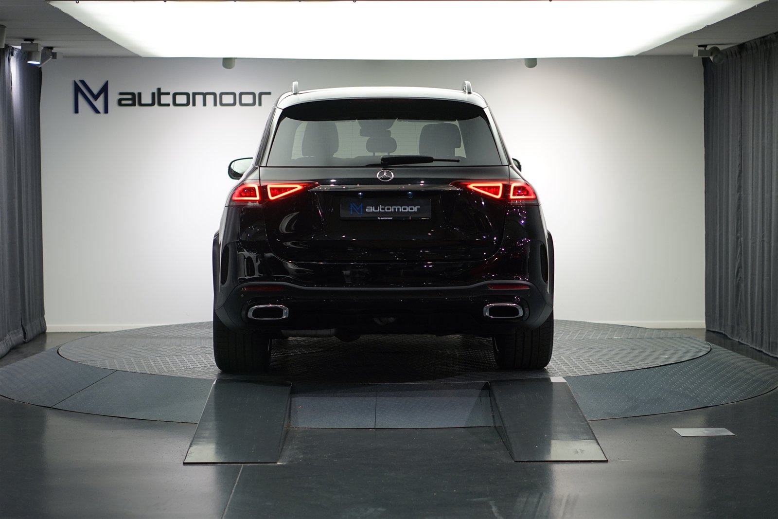 MERCEDES-BENZ GLE 300 d 4Matic AMG Line 9G-Tronic *AHK* *Luf, Diesel, Occasion / Gebraucht, Automatik - 7