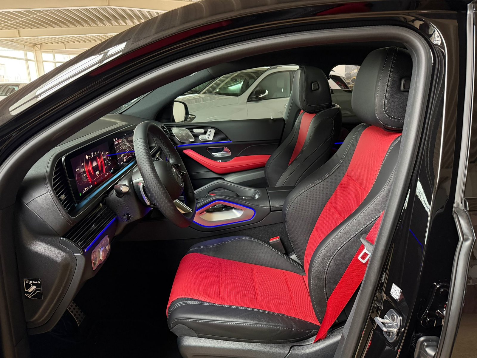 MERCEDES-BENZ GLE Coupé 300 d 4Matic+ 9G-Tronic AMG Line A, Mild-Hybrid Diesel/Elektro, Occasion / Gebraucht, Automatik - 6
