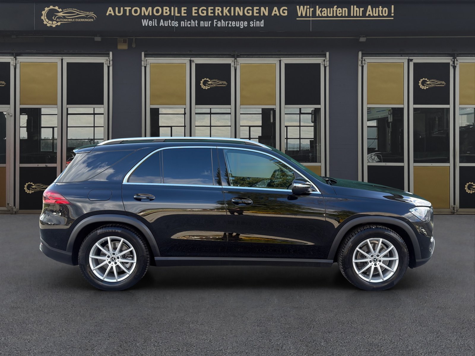 MERCEDES-BENZ GLE 300 d 4matic, Mild-Hybrid Diesel/Electric, Second hand / Used, Automatic - 4