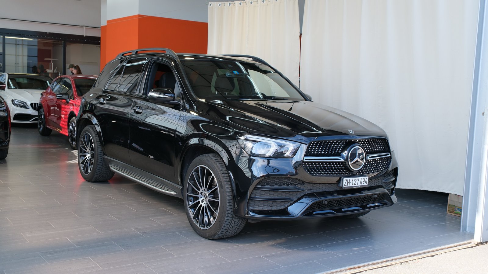 MERCEDES-BENZ GLE 300 d 4Matic AMG Line 9G-Tronic, Mild-Hybrid Diesel/Electric, Second hand / Used, Automatic - 2