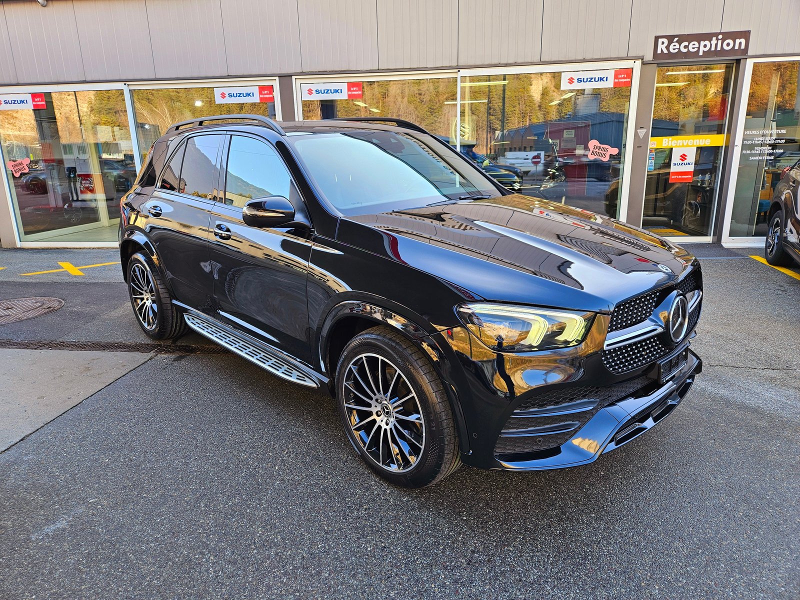 MERCEDES-BENZ GLE 300 d 4Matic AMG Line 9G-Tronic, Diesel, Occasion / Gebraucht, Automatik - 2
