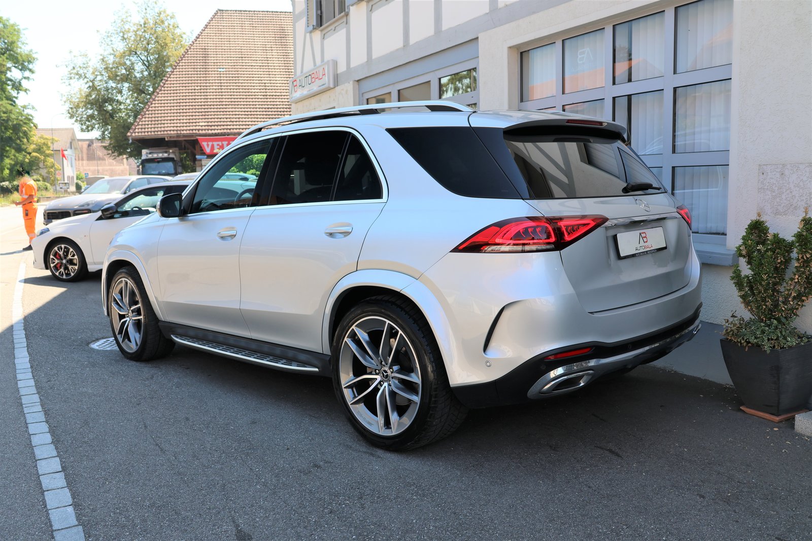 MERCEDES-BENZ GLE 300 d 4Matic AMG Line 9G-Tronic, Diesel, Second hand / Used, Automatic - 7