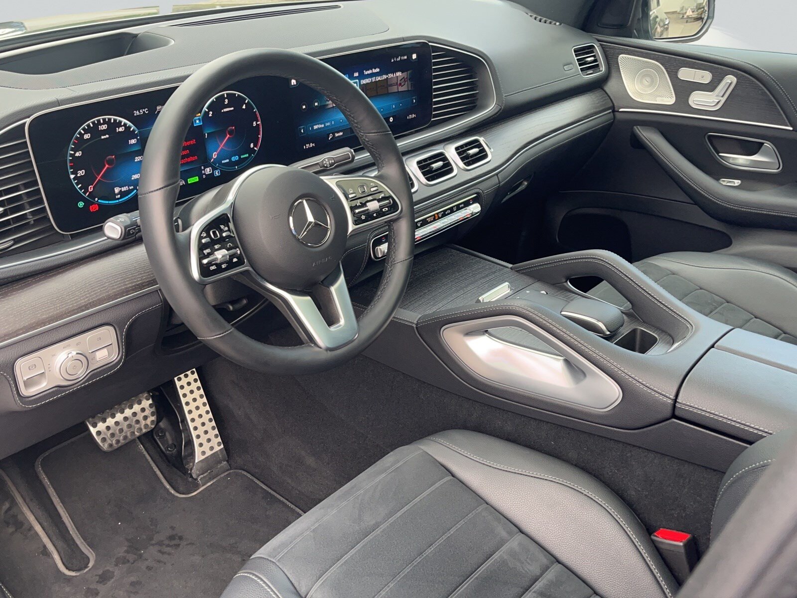 MERCEDES-BENZ GLE 300 d 4Matic AMG Line 9G-Tronic, Diesel, Occasion / Gebraucht, Automatik - 7