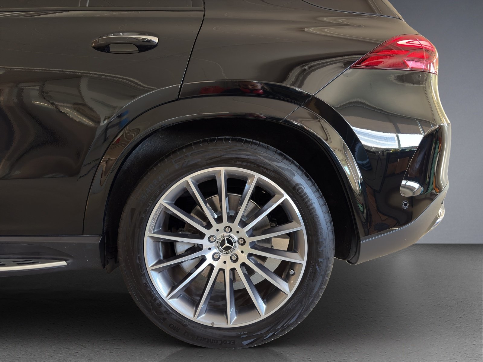 MERCEDES-BENZ GLE 300 d 4Matic, Mild-Hybrid Diesel/Electric, Ex-demonstrator, Automatic - 5