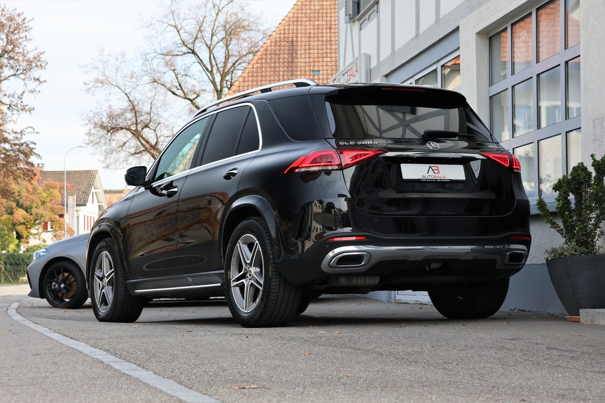MERCEDES-BENZ GLE 300 d 4Matic AMG Line 9G-Tronic MSI+ (CH) + 2.7T AHK, Hybride Léger Diesel/Électricité, Occasion / Utilisé, Automatique - 3
